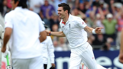 Nasser Hussain, Michael Atherton and Stuart Broad rewatch the memorable 2011 Test match at Trent Bridge.