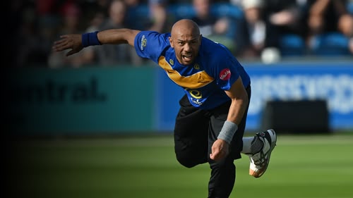 Sussex take on Kent in the Vitality Blast. After beating their visitors by 34 runs, can the Sharks replicate their sharp victory from Friday's meeting against the Spitfires?