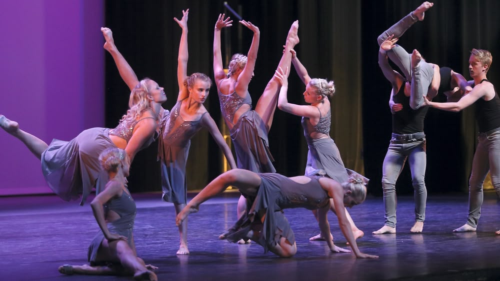 Английский 2 класс step 1. Степ 29. Английский язык 2 класс степ 29. Оптимист спортзал ярославль. Степ платформа с 4 подъемниками.