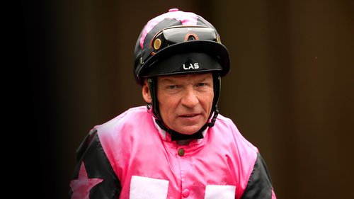 Jason Weaver meets Britain's oldest jockey, Jimmy Quinn, to discuss the Irishman's 40-year career in the saddle and his recent retirement U-turn.