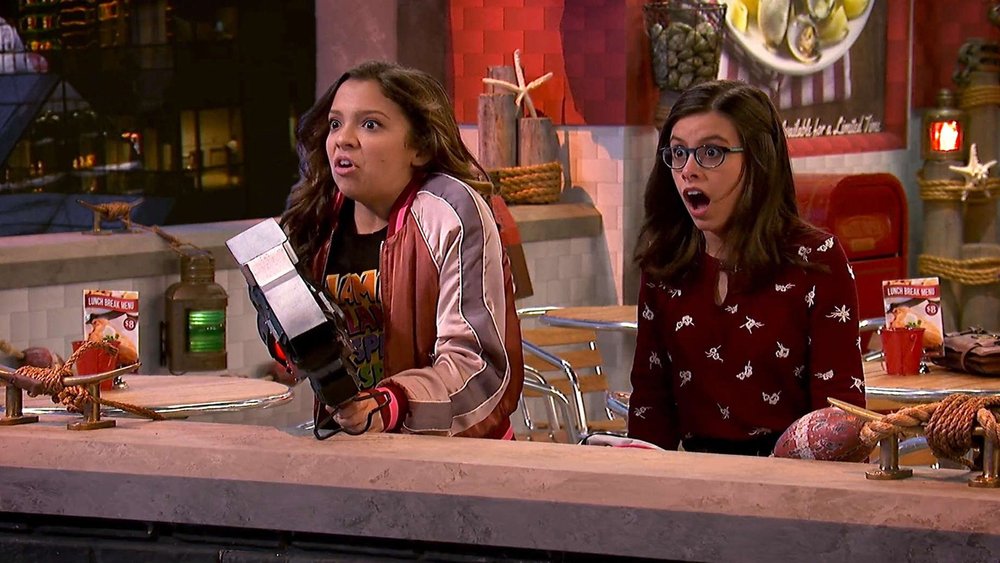 Ver episódios de Game Shakers em streaming