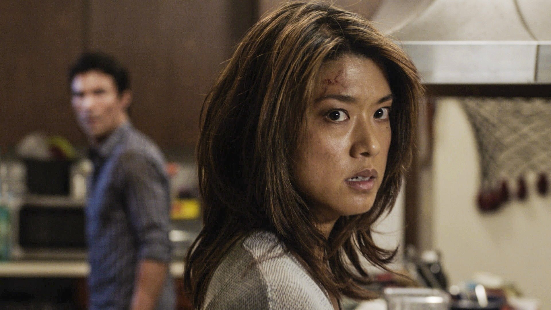 0 5 ли. Grace Park Hawaii. Коно Калакауа. Коно Калакауа заложницы. Hawaii 5 0 Kono and Adam.