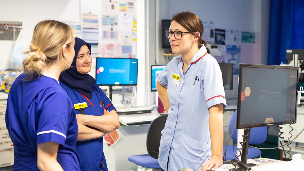 Emma Willis Delivering Babies Season 4 Episode 4 Sky