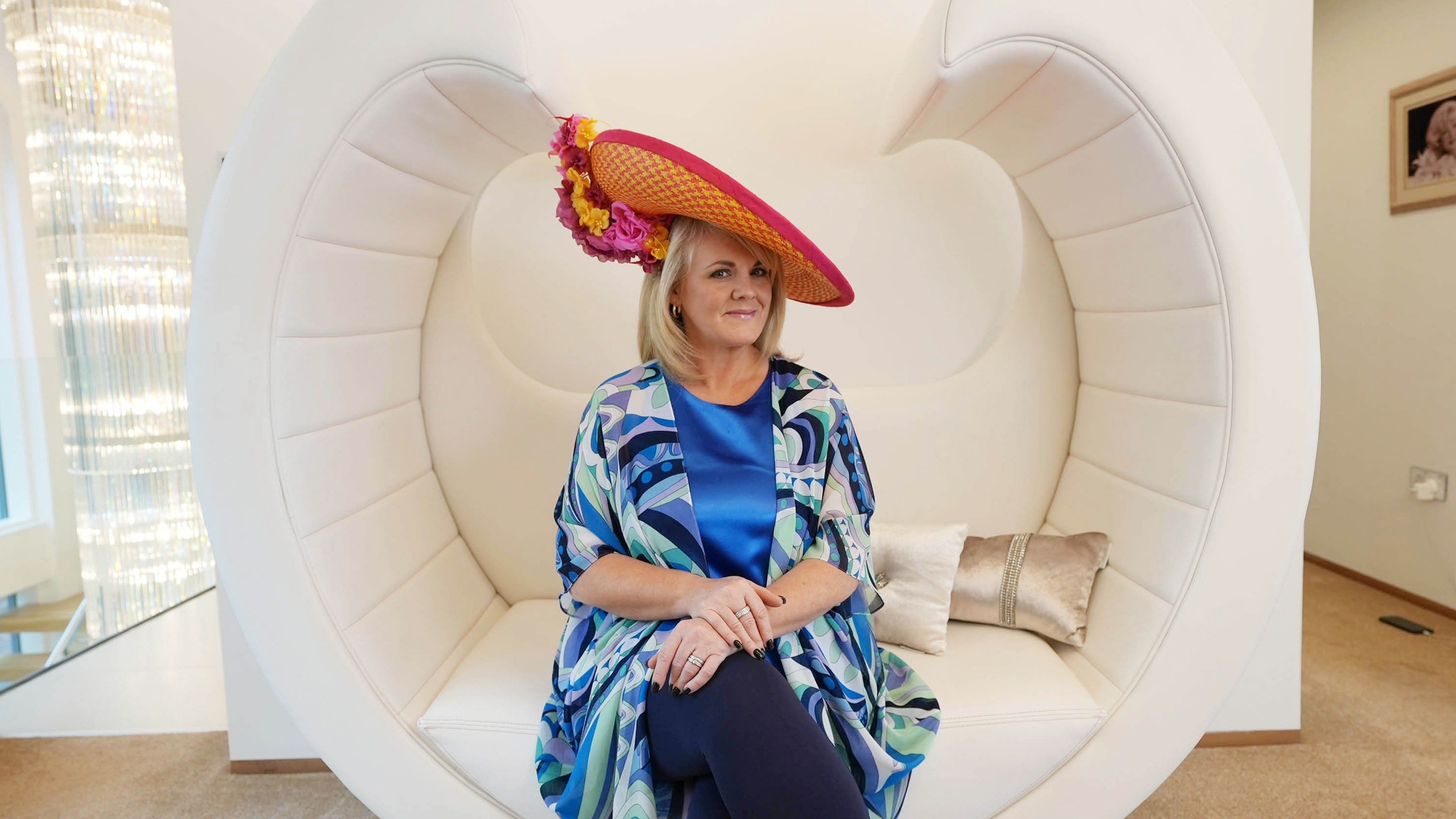 Posh Weekends with Sally Lindsay