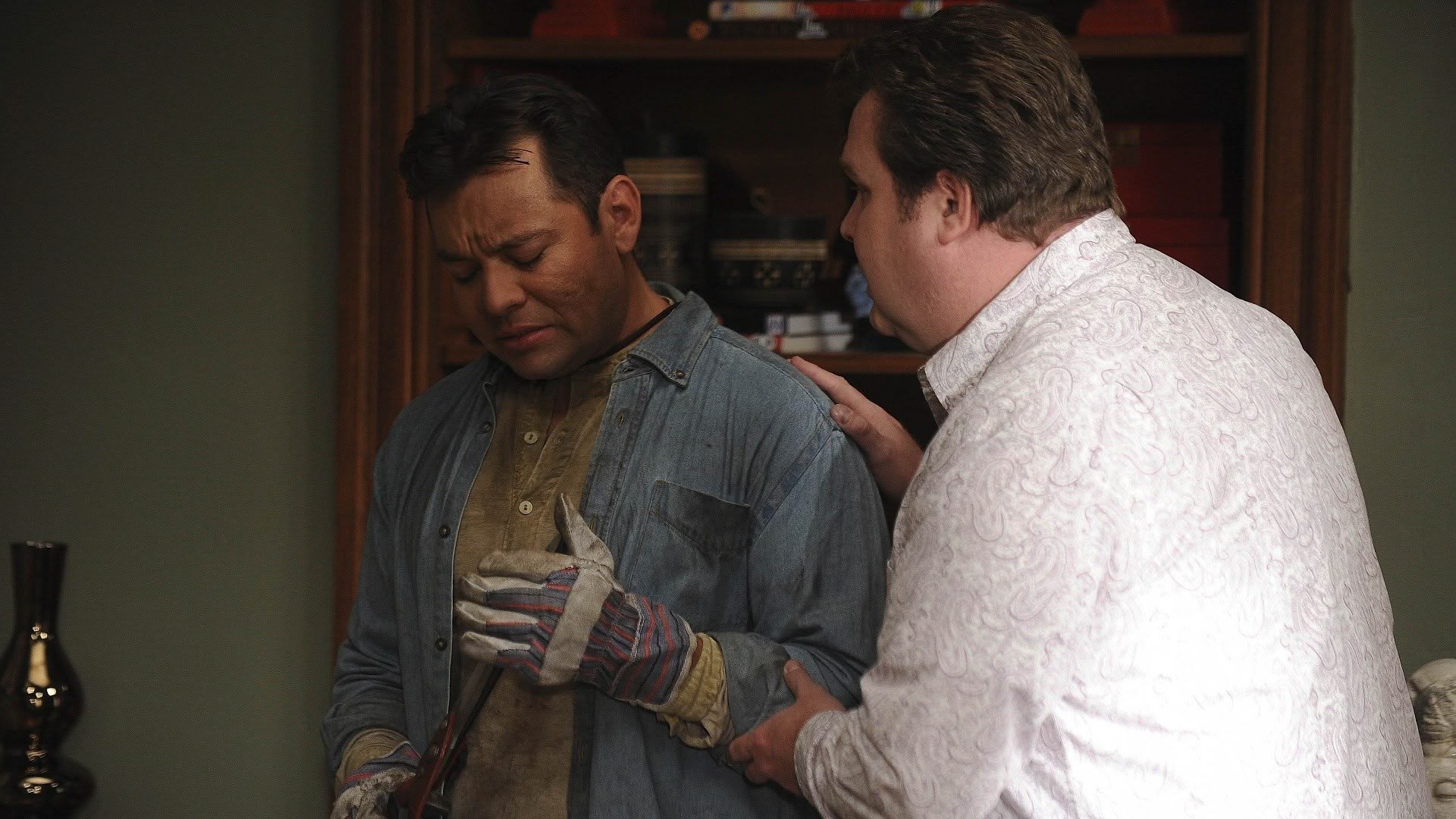 Modern Family | Season 1 Episode 12 | Sky.com