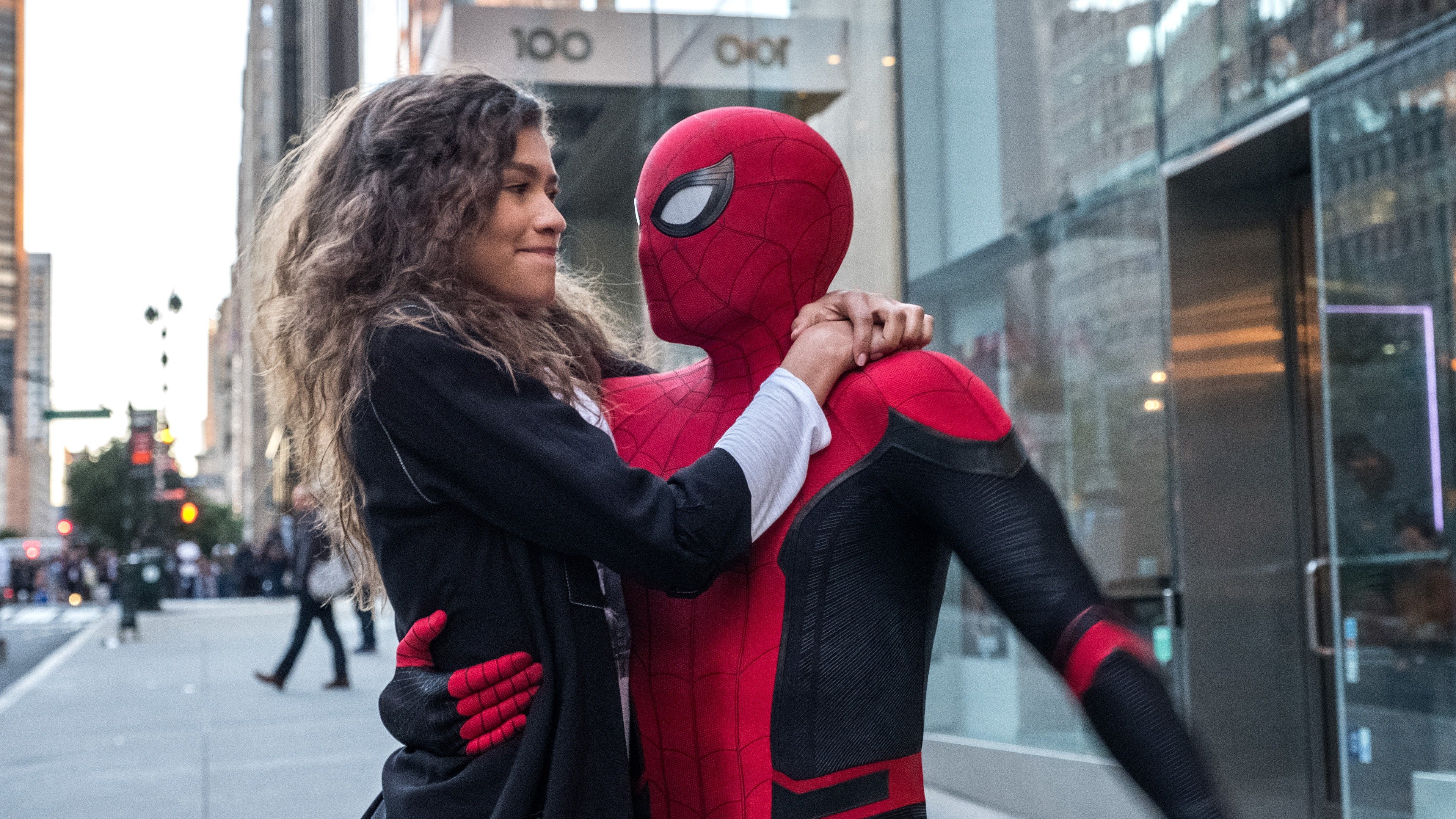  The Amazing Spider-Man 2 : Andrew Garfield, Emma Stone, Jamie  Foxx, Dane DeHaan, Colm Feore, Felicity Jones, Paul Giamatti, Sally Field,  Embeth Davidtz, Campbell Scott, Marton Csokas, Louis Cancelmi, Max Charles