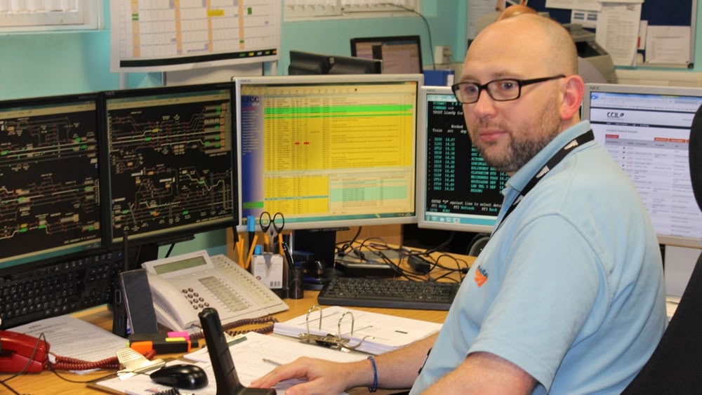 paddington station trucker