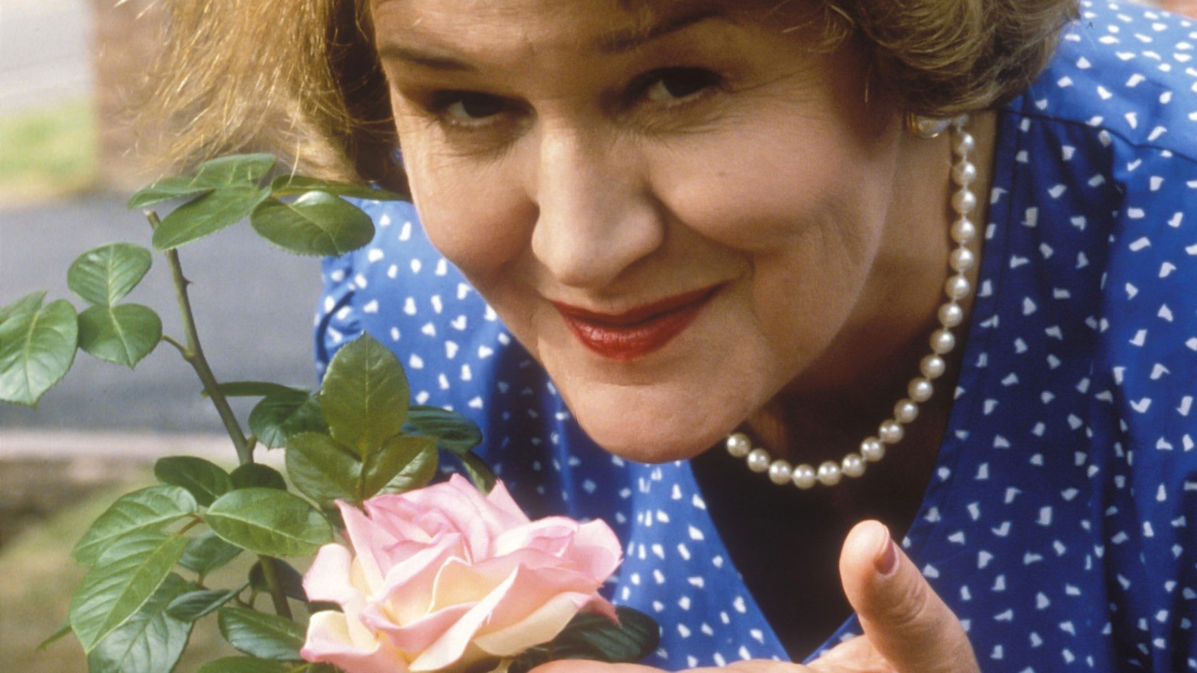 She like keeping. Hyacinth Bucket. Patricia Routledge.