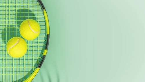 Revisit a standout match from yesterday's action on the WTA and ATP Tours.