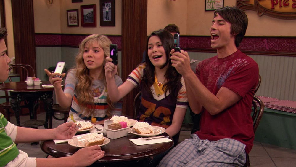 iCarly Season 2 Episode 8 Sky