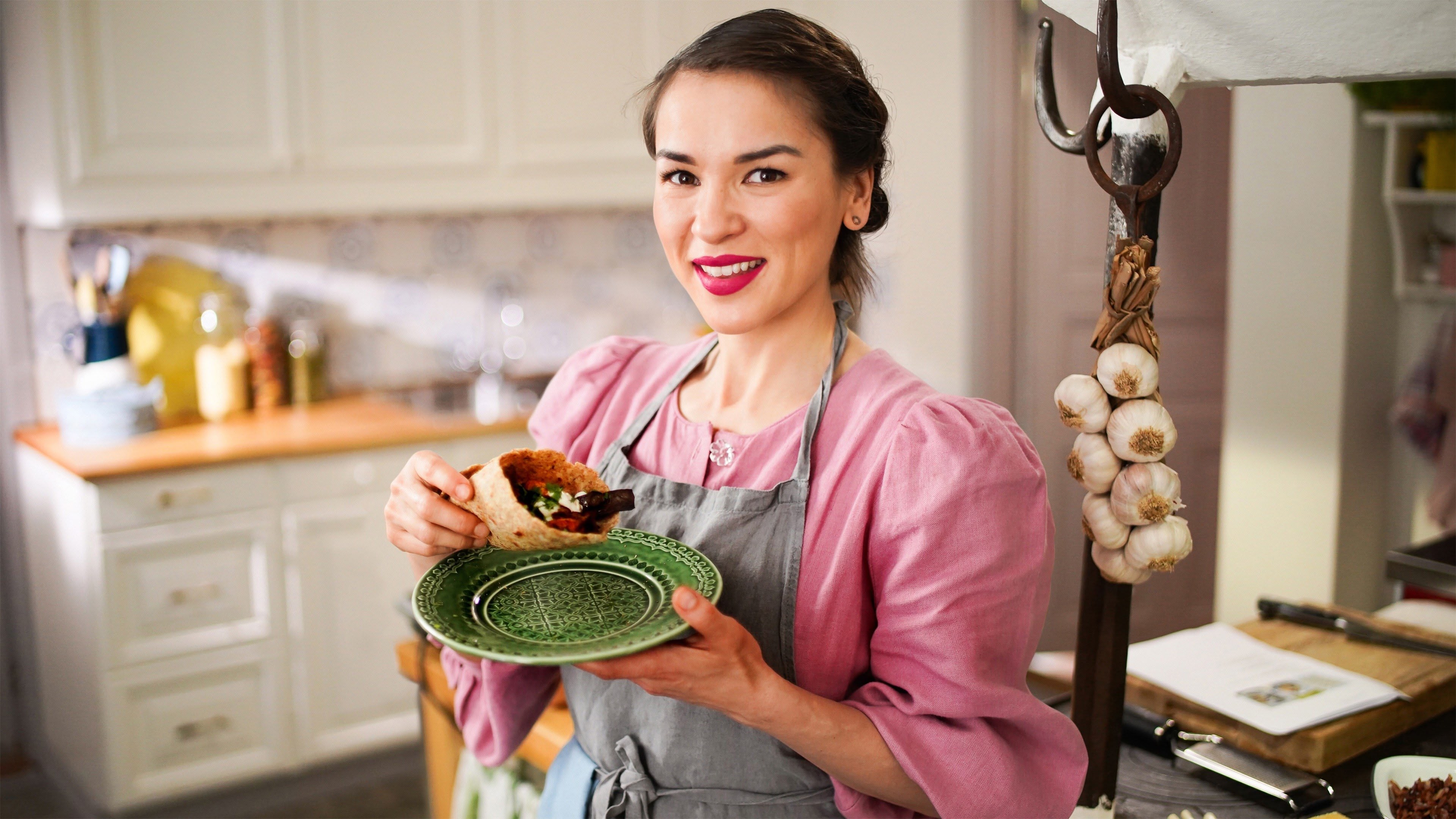 Рейчел ку. Шведская кухня с рейчел ку. Rachel khoo. Моя шведская кухня. Есть еда.